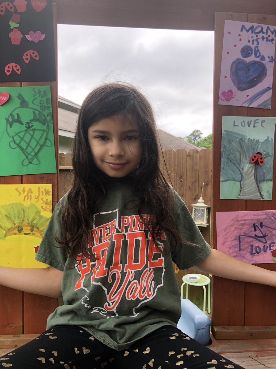 emv884's tweet photo. Jaslynn has been making art!#HumbleISDArtsAretheGlue #MrsHarris_RPE #HumbleISD_RPE https://t.co/z9WUqVa44W