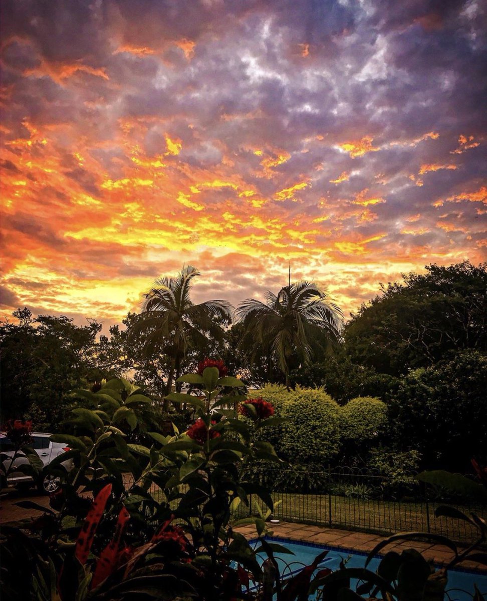 Final sunset of March 2020. What a month this has been #Durban