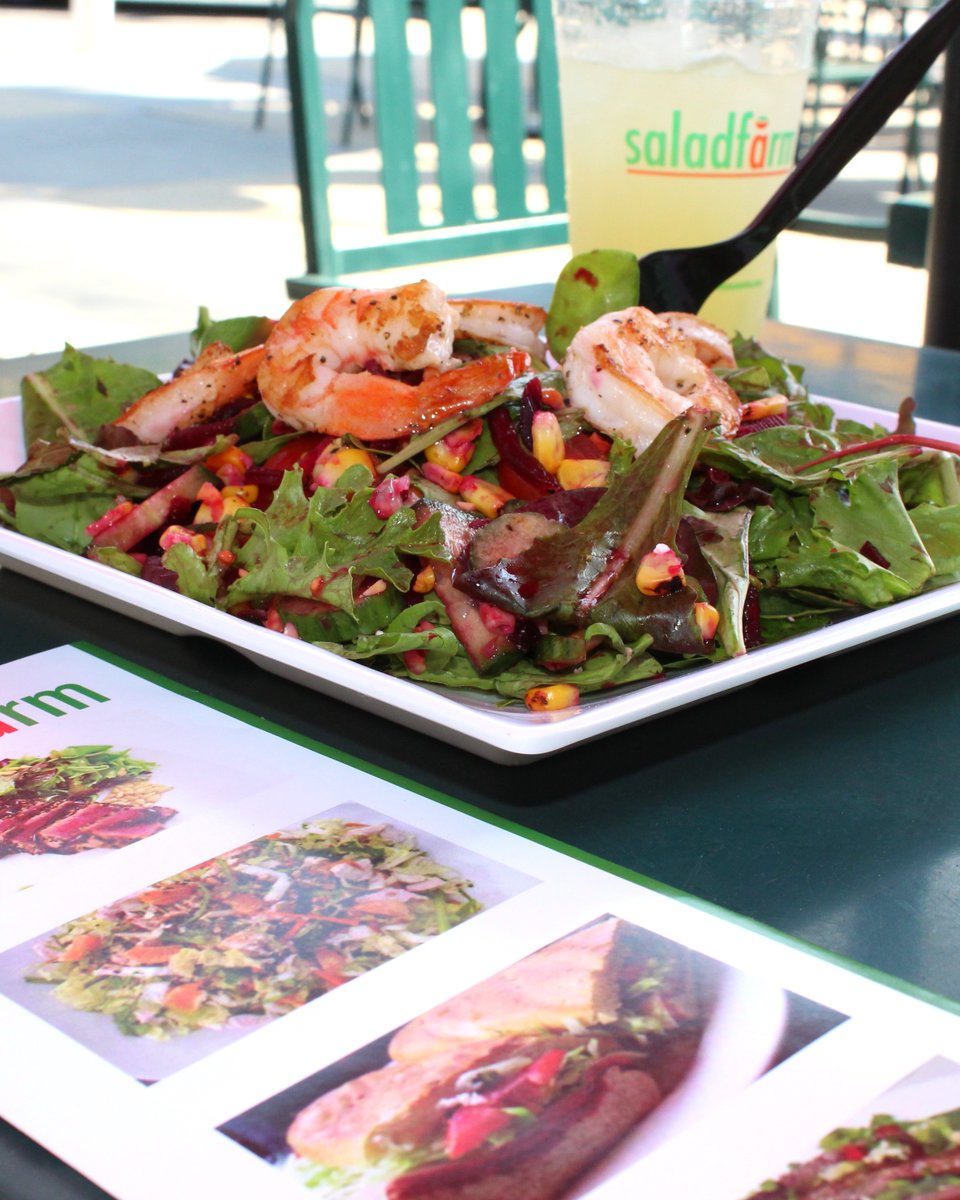 saladfarm's tweet photo. You can't live a FULL life on an empty stomach. Pick up Salad Farm today, we promise you won't regret it. 😋 #takeout #delivery https://t.co/ynqdMiAuHa