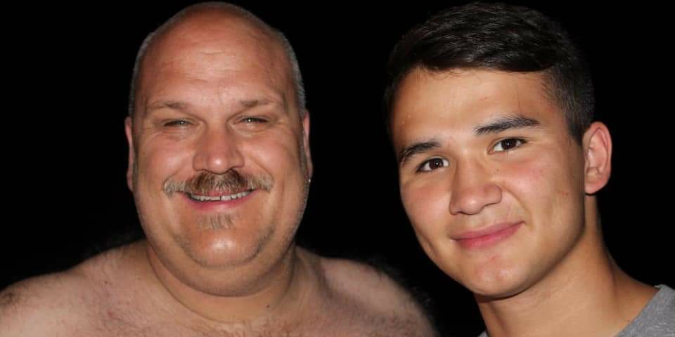 SvenWill23's tweet photo. Here is the running coach you guys and he is also my Dad. #sprint #startover https://t.co/1Ruq0ycYgM