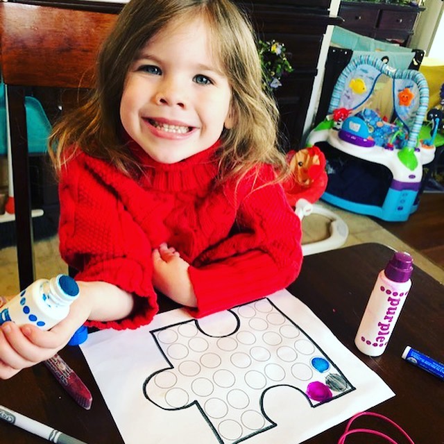 westbrook_d57's tweet photo. This preschool friend is celebrating disability awareness week, helping make breakfast, and playing with friends over zoom! 😍 #d57learns #ind57weallfittogether #westbrookschoolrocks🐝 #BeElearning🐝 #d57bettertogether❤️ https://t.co/H7vBVeIOLo
