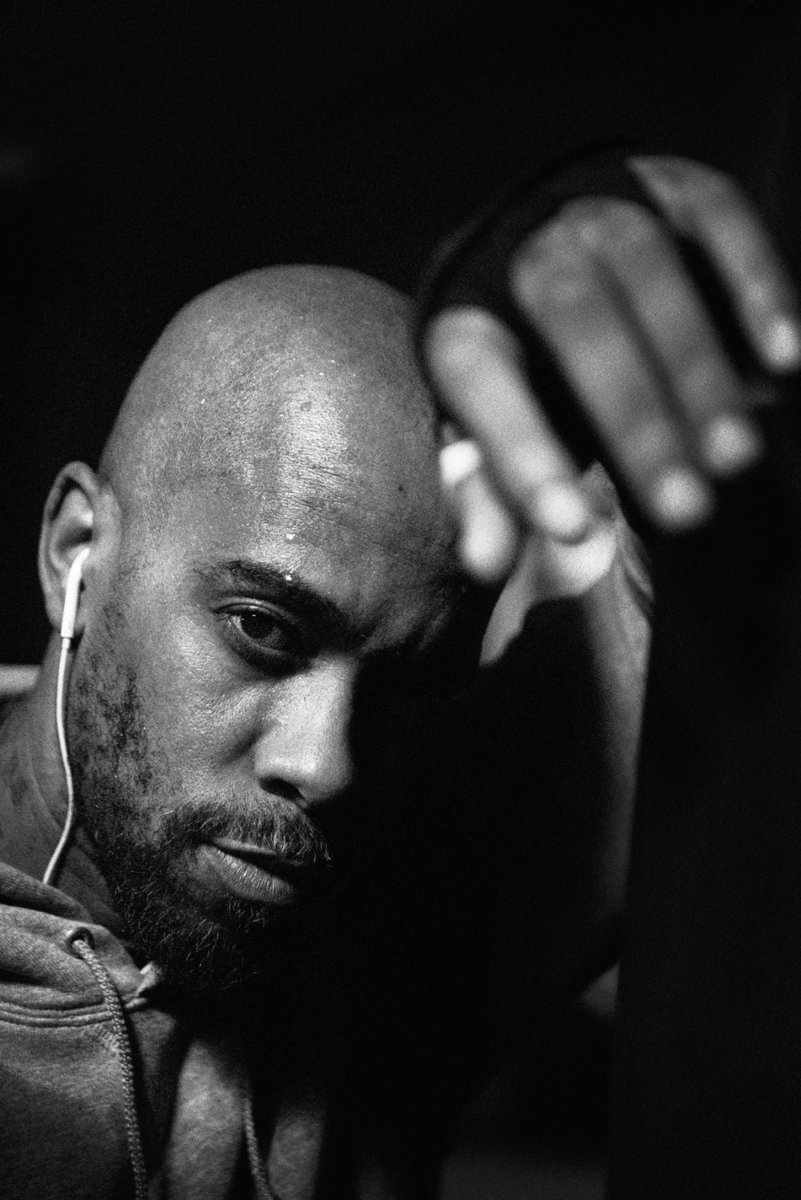 RoynetMusic's tweet photo. Can't get to the gym? We understand... 😅Thankfully #Stic of #DeadPrez launched the #motivating #newalbum "Workout II" to get you moving at home! Did we mention it hit #1 in #Fitness / #Workout on #Amazon, Google Play, and iTunes? 🏋🏋️️#WorkoutII https://t.co/dNPCdwpRhj