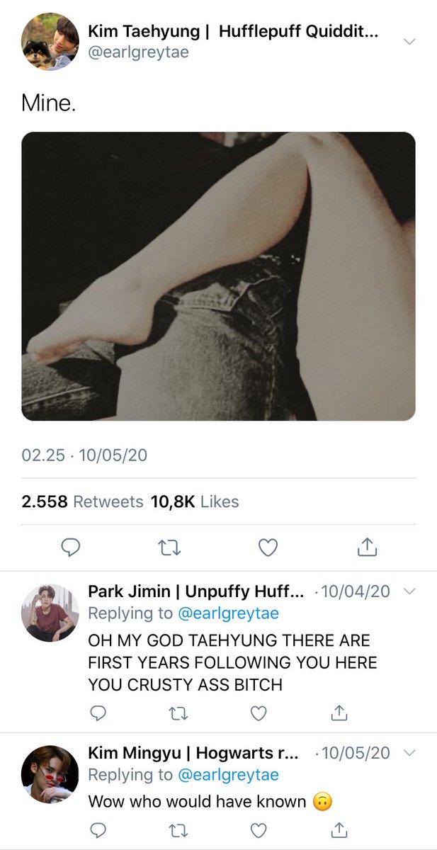 writesforhope's tweet photo. ENTRY 070 — : PURE LUST 🔞

Jungkook can’t stand looking at that annoying boy from Hufflepuff that always seem to beat him on any aspect. But what if someday he saw his rival at his pure, unfiltered state that sent shivers through his spine and tremble with lust? https://t.co/j7PQUyo9KA