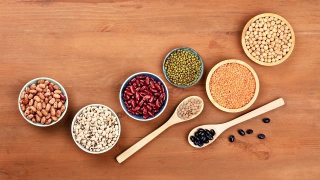 FAOenFrancais's tweet photo. 10 bonnes raisons de manger des légumineuses
Découvrez pourquoi les légumineuses doivent faire partie de votre alimentation 👉 https://t.co/QxHZjhfBYb
#COVID19 #AlimentationSaine https://t.co/6yznEOQpbk