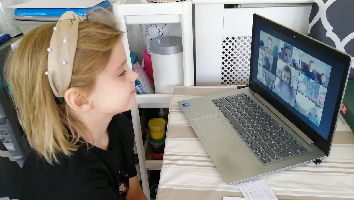alison_hundley's tweet photo. Aww, little chat with schoolmates today 😢 @McgarriganMiss #year1homelearning #y1homelearning #1. 2learningathome https://t.co/HLwl6fj6jn