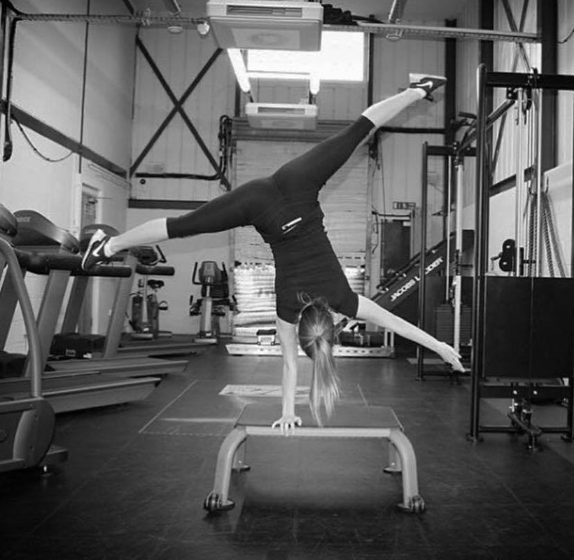 Echo_One_Harrow's tweet photo. Missing your exercise classes? Luckily, you can get the same experience from your living room with local trainers Sweat Set Co! They're offering online sessions via Zoom for you and your family: https://t.co/aTklL0DFiq https://t.co/bVwgqixSlX