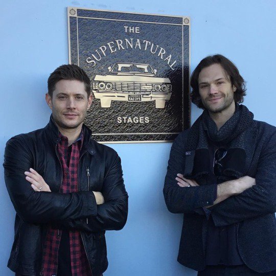 Good afternoon #SPNFamily 😘 hope y'all have a beautiful #J2sDay ♥️ #stayhealthy #StaySafe #TakeCare
@donatanic <a href="/StephaniePf13/">Stephanie ✊🏿BLM❤️</a> @tvfan201