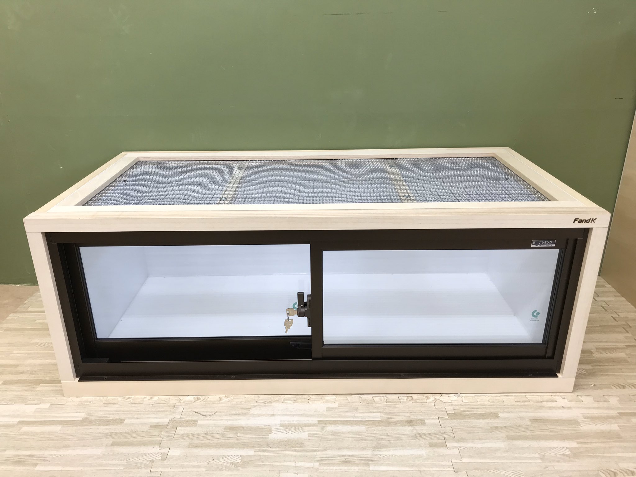 殿堂 爬虫類ケージ 1200×600×450 爬虫類ケージ 1200×600×450 防水仕様