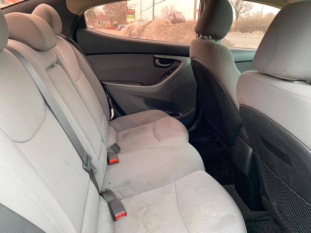 EasyCarSenegal1's tweet photo. Marque / Model : Hyundai Elantra
Année : 2014
Transmission : Automatique
Carburant : Essence
Prix: 6 000 000Fcfa TTC
#Surcommande
Tel: 77 349 47 47/77 349 53 53 https://t.co/n5DleywLk7