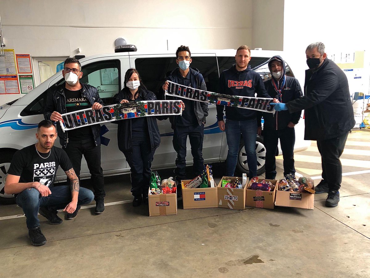 Co_Ultras_Paris's tweet photo. Hors région... à  l'aide de la région Grand Est... ici livraison pour les ambulanciers Hungler à Guebwiller et à l'hôpital Rouffach.
Merci à nos expatriés.
#SoutienAuxSoignants 
#EnsemblesRestonsChezNous 
#COVID19 
#GrandEst https://t.co/jBxpLizmp3