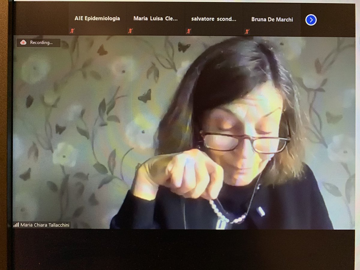 AIEpidemiologia's tweet photo. La comunicazione nei momenti di emergenza dovrebbe metter da parte la Sanità Pubblica autoritaria e favorire cultura di salute e prevenzione partecipate e collaborative - “#Comunicare al tempo del #coronavirus” Maria Chiara Tallacchini parla al #webinar di #AIE. #COVID19 #nCoV19 https://t.co/254Q2wAgrJ