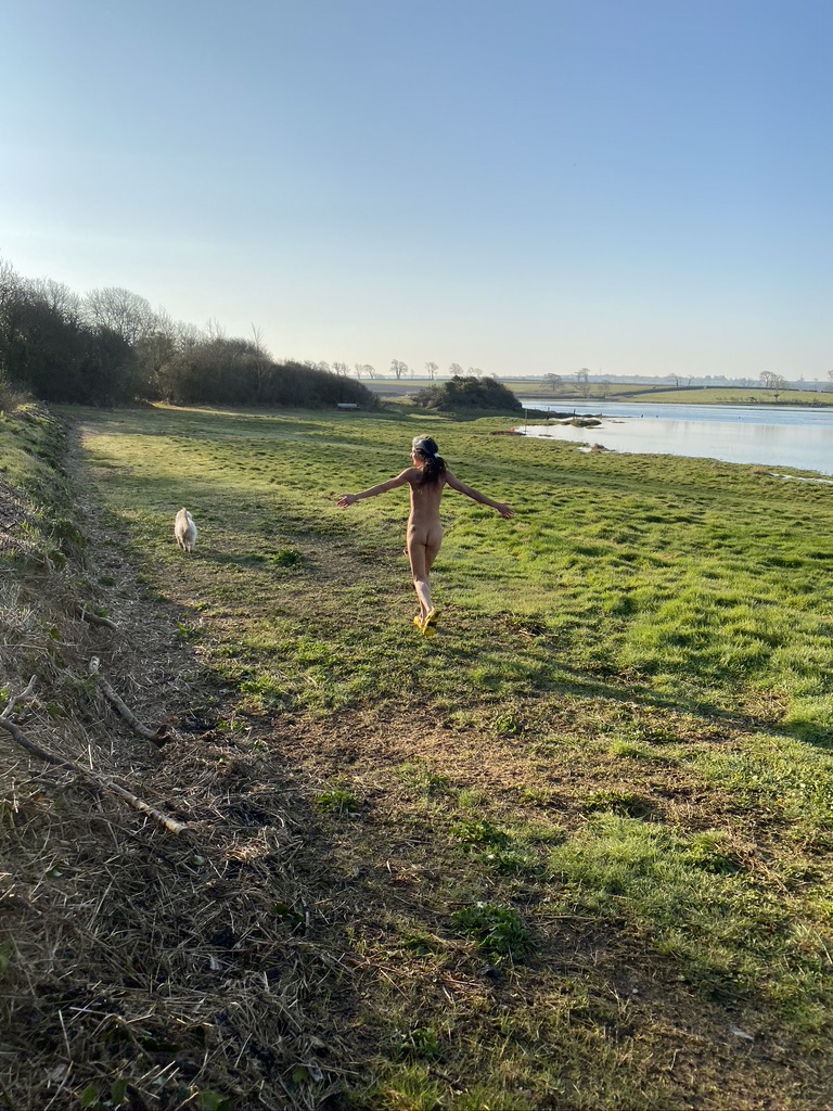 tything_barn's tweet photo. **Lovely Tything..Wild &amp; Free... #naturism #naturist #ClothesFree #wellbeing #naturalnaturist https://t.co/Vd7gjNpttc