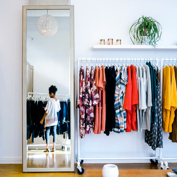 DCITYstyle's tweet image. Glad we scooped these up early - visit LettieGooch.com for *new arrivals* - including @monobclothing's flowy mineral-wash short-sleeve and triangle cutout hoodies (almost sold out). What are you wearing to the living room tomorrow? #DCITYstyle