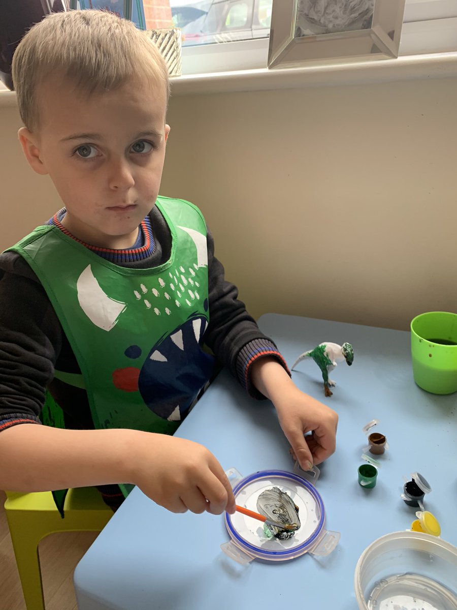 LauraTurner1987's tweet photo. @EagleyInfant Zach’s home learning! https://t.co/hdR8y9rYxr