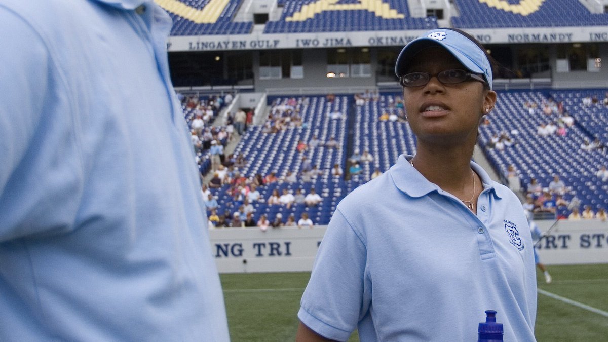 UNCMensLacrosse's tweet photo. Throwing it way back for the best athletic trainer in the game 🔥🔥

Can't thank @ninatc413 and her staff enough for taking such great care of our team over the years!

#GoHeels | #TogetherWeWin https://t.co/inyoGLcFNQ