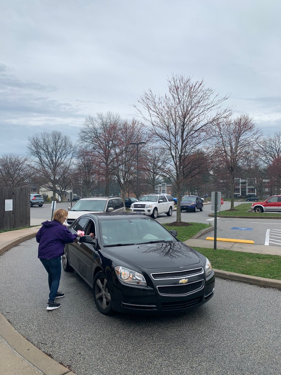 Shout out to our Food Services staff for making sure hundreds of students have breakfast &amp; lunch each day. Our grab-and-go lunches and breakfasts are available M, W, F, 12-1PM, at CYHS, Hayshire, Stony Brook &amp; York Learning Center. Thank you for all your hard work! #CYSDProud