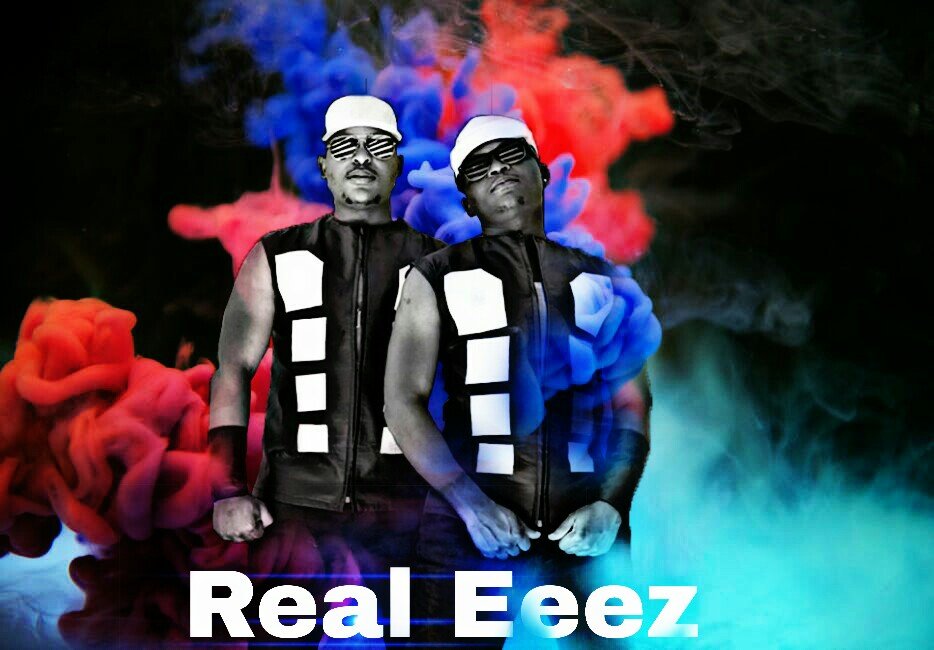 RealEeez's tweet image. Music gives color to the air of the moment...
#Real_Eeez_Music
#Wasu_Nation
#music #musicians #Africa #world
#COVID19 #coronavirus