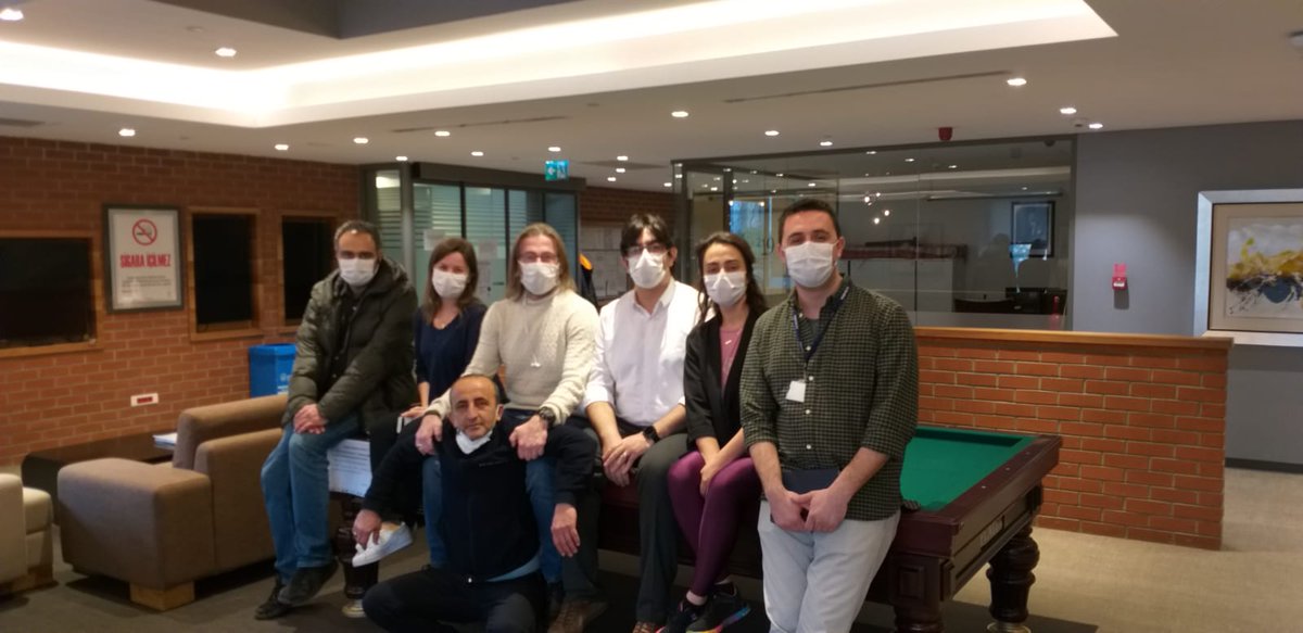 Bu günden itibaren acibademin bize sağladığı bu yerde 45 gün süre ile karantinaya giriyoruz. Neden mi? Ası üretimi için gerekli, herkesin kaçtığı covid19 virusundan 10 milyar PFU  üretmeye başlıyoruz. Kahramanlarımı seviyorum. Recai, Gözde,Derya <a href="/CihanTastan_PhD/">Cihan Taştan, PhD</a> <a href="/YurtseverBulut/">Bulut Yurtsever</a>