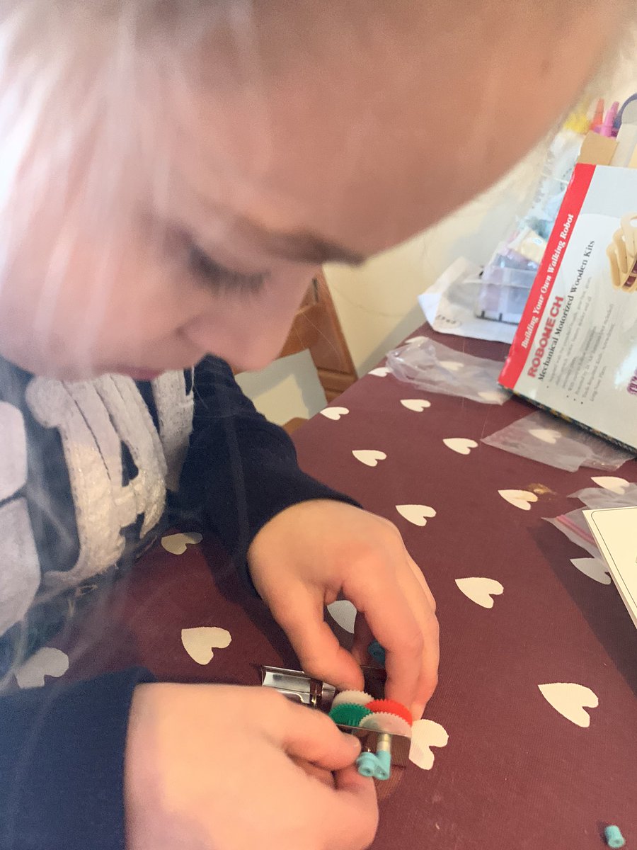 beckyc1977's tweet image. Science morning #electricalcircuit #engineering #stamfordgreenpics