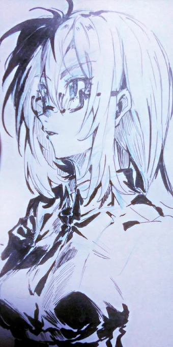 スランプの時はアナログで絵を描くと、描く楽しさと自分の名前と自分が名探偵だという事を思い出す 