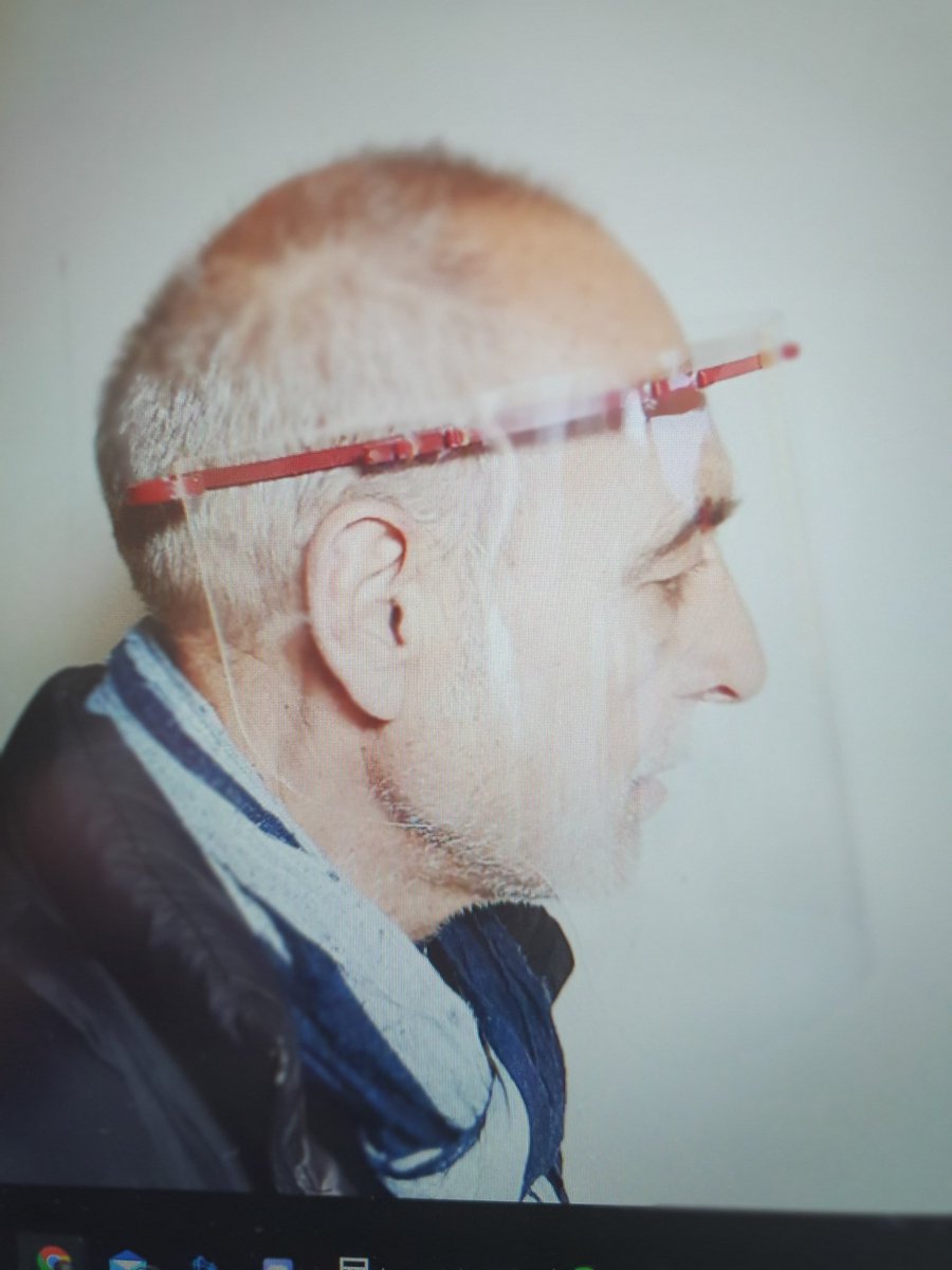 MarcHERMOUET's tweet photo. #covid_19 | J'ai modélisé en opensource un masque à visière ▶️ pour les makers ici : https://t.co/2mgUsyBHI6 ⏩ pour les autres, vous pouvez commander des masques ici : operationmasqueLSO@diao85.fr https://t.co/Kad1aNQ8Em