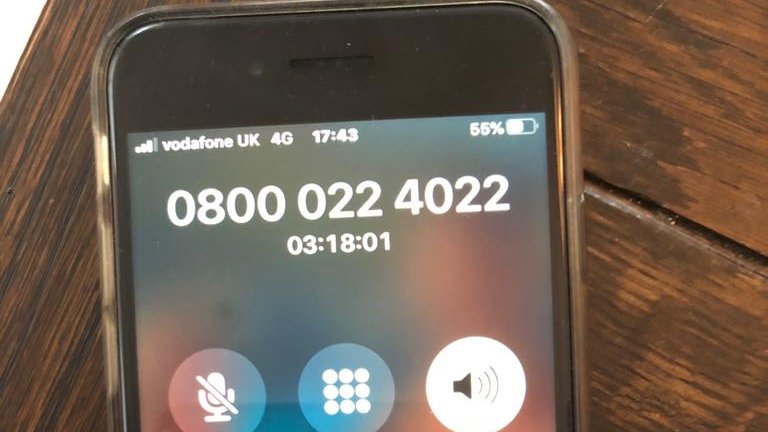 _ROISIN_'s tweet photo. @BarclaysUK HELP HELP HELP
been on the fone for 3 days. 4 hours each day - trying to get through with no success URGENT DM me - this photo is part way through yesterdays call - it cut off at 4 hours https://t.co/pierHP3zUV