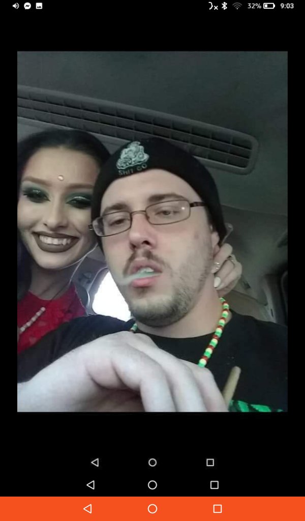 belanoel's tweet photo. YE-UHHH BOIIIIII!! It's ya #alienog &amp; her husband! Yes, I am still alive, and doing better than my enemies still. &amp; I'm married now :') https://t.co/NMqPqcjexj