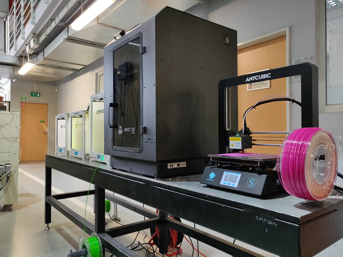 DreamEuproject's tweet photo. Do you remember our friend Piotr Gruber? He was the winner of the #DREAM Contest. Well, the i3 Mega S 3D Printer he won is now serving a higher purpose! Piotr is producing protective-face-shields for medical staff in fight against #Covid19!! 😷😷 https://t.co/VCGoL2lf8v