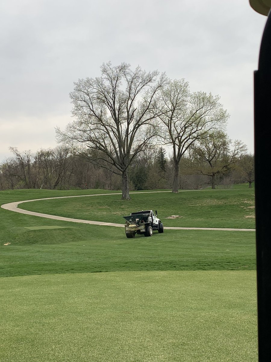 baker_cameron's tweet photo. @LeefordSimpson @HarrellsLLC slinging BBs this morning @LCCGrounds1908  Fert+PreEmerge #Rusty https://t.co/fhfRFU638S