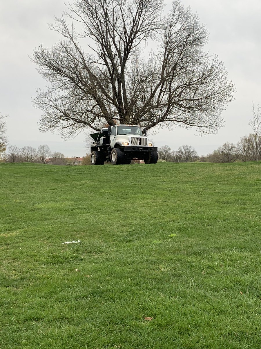 baker_cameron's tweet photo. @LeefordSimpson @HarrellsLLC slinging BBs this morning @LCCGrounds1908  Fert+PreEmerge #Rusty https://t.co/fhfRFU638S