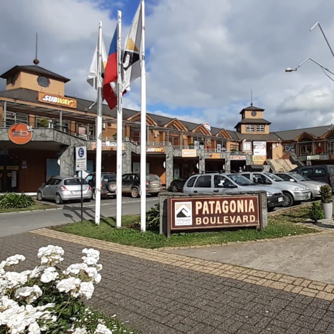 boulevardpucon's tweet photo. Strip Center Patagonia Boulevard, Pucón

Strip Center #Patagonia #Boulevard, Pucón
Av. Bernardo O'Higgins 717
Pucón
https://t.co/yZZy45ldAj
mimi.stark@gmail.com
+56 9 8596 5783
#stripcenter #pucon #surdechile #diversión #centrocomercial #verano2020 #fashion #café https://t.co/6LUwfuv9sj