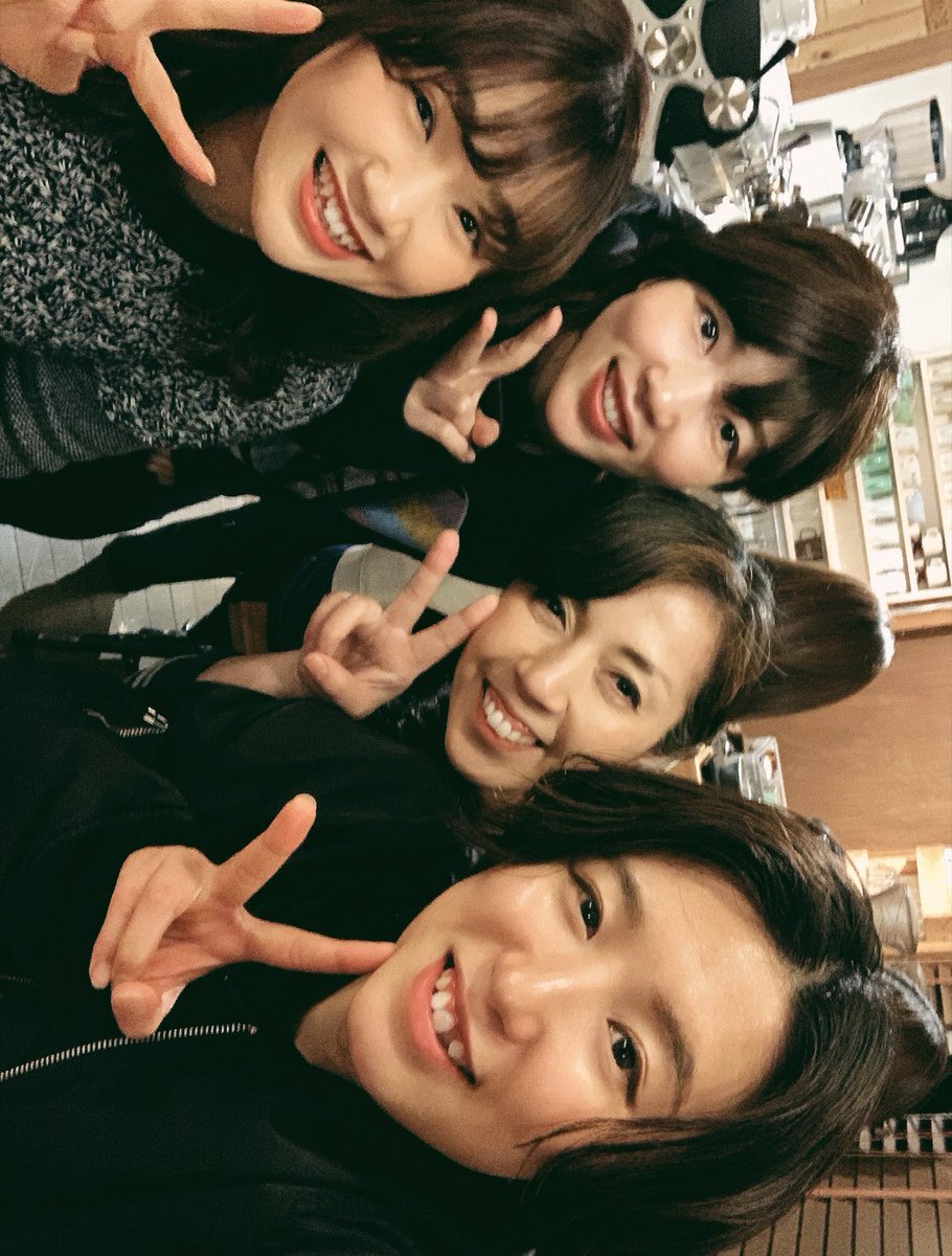 ______10ri_'s tweet photo. 最終戦を笑顔で終えて撮りたかった
スリーショット🐿🧸🐶❤︎
最終戦を迎えることができず
モヤモヤしていたところ
一寸木さんに書いていただきました！

大切な１枚になりました🥺🌈

https://t.co/s7oQaG8F0b

#さすらいの似顔絵師
#リガーレ仙台
#引退組 https://t.co/DQAyQka3Ac