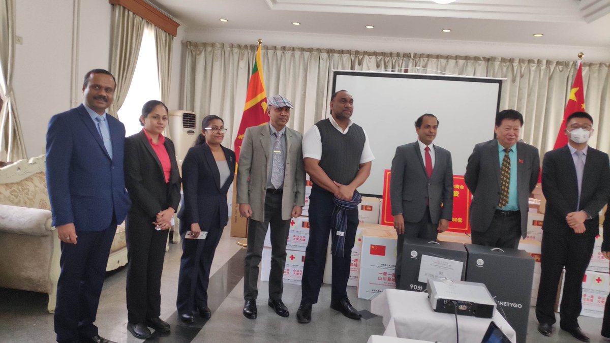 AlexiGunasekera's tweet photo. China donates medical supplies to the Embassy of  Sri Lanka Beijing to fight the COVID 19 pandemic in Sri Lanka
Xiangyuan county shanxi province 
China international  chamber of commerce and APTA CCI
Thank you
GOD bless https://t.co/R5eqkzwxmj