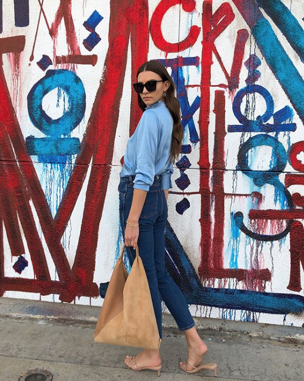 Shiraleah's tweet photo. “Why fit in when you were born to stand out?"

#BoxofStyle bringing the WOW factor this Tuesday with Shiraleah's #ArdenTote: currently featured in BOS's Spring Box 👜

Don’t miss out, use code SHIRALEAH25 for $25 off your very own Box of Style here: https://t.co/ImvasG2nXm

#tote https://t.co/c2YifKJw3F