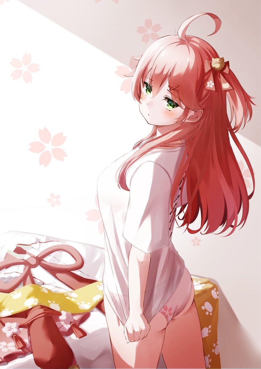 さくらみこ 「お着替え前のみこち☺
(パンツ描きたかっただけ…許して…)

#miko_Art」|にゃん🐾のイラスト
