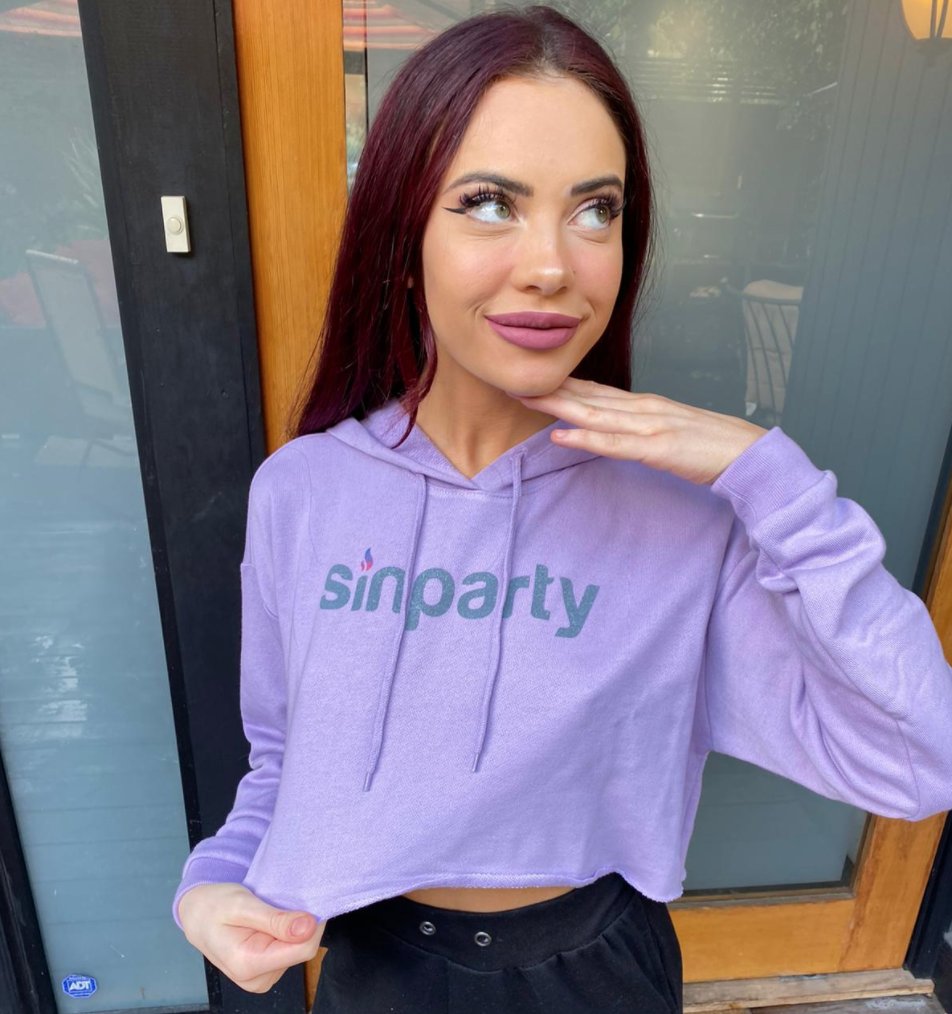sinparty's tweet photo. Social distancing tips: dream about @SabinaRouge β€οΈ oh, and join https://t.co/QEIW0yU2XV π
#SinpartyModels #SocialDistancing https://t.co/4m9uqqztFG