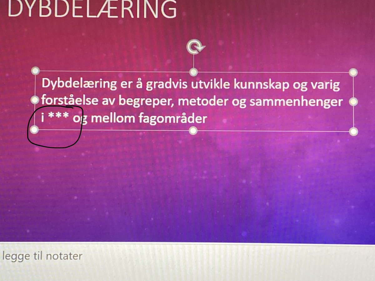 lektorlund's tweet photo. Når blir det sånn at jeg får lov til å si ordet fag når jeg bruker dikteringen i Office 365? Det er jo ikke akkurat et fy-ord på norsk.... @Office365 #diktering #skole #fag https://t.co/P08J1I9VK5