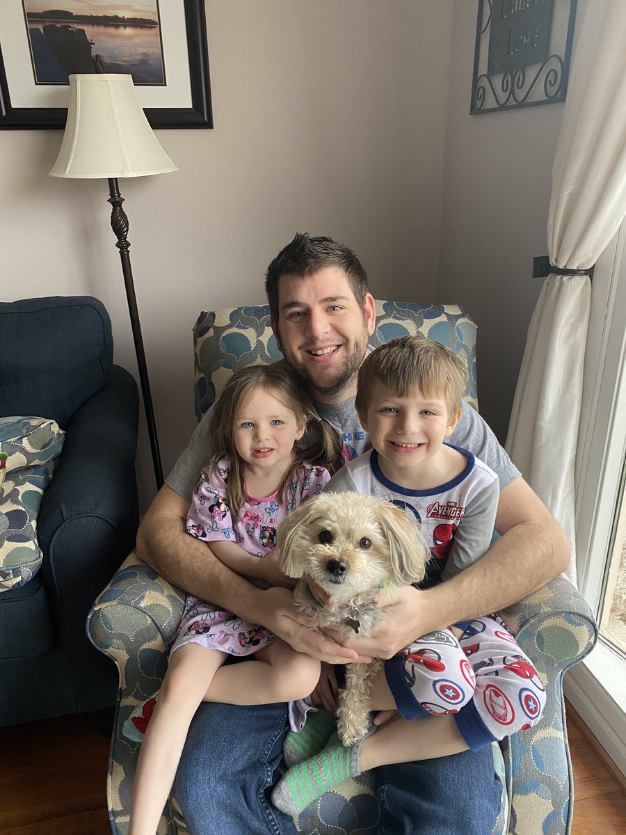fotiun's tweet photo. My 3 Pets. [Not in picture, my lovely wife] #pcepvirtualspiritweek @CantonCongress https://t.co/vC06XbC8j1