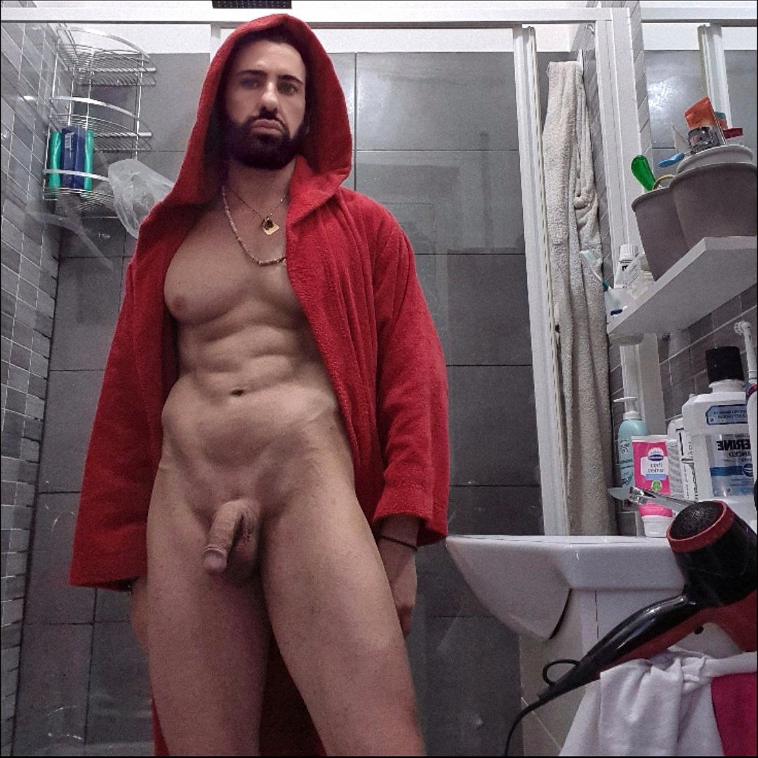 Stefano40535588's tweet photo. ...I' m bored...shower time.. #persianmodel #model #gaymodel #musclegay #naked #istagayboy #hotman #gaydude #musclebody #istamusclemen #showertime #beardedboy #musclebear #hotguy https://t.co/B5Nj4aFohD