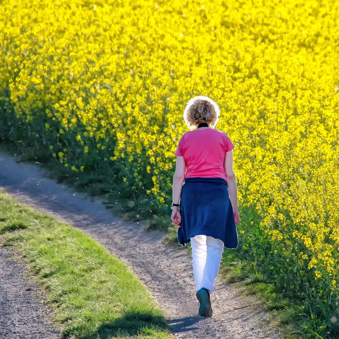 youreyecenter's tweet photo. Spring is around the corner -- a time for wildflowers, outdoors, and unfortunately allergies! It's important to know how to keep your eyes healthy and happy during this season, and we can help. Read our tips on ways to manage eye allergies: https://t.co/Ex4OAv0bXn #yourEYEcenter https://t.co/aGWOCAMrpZ