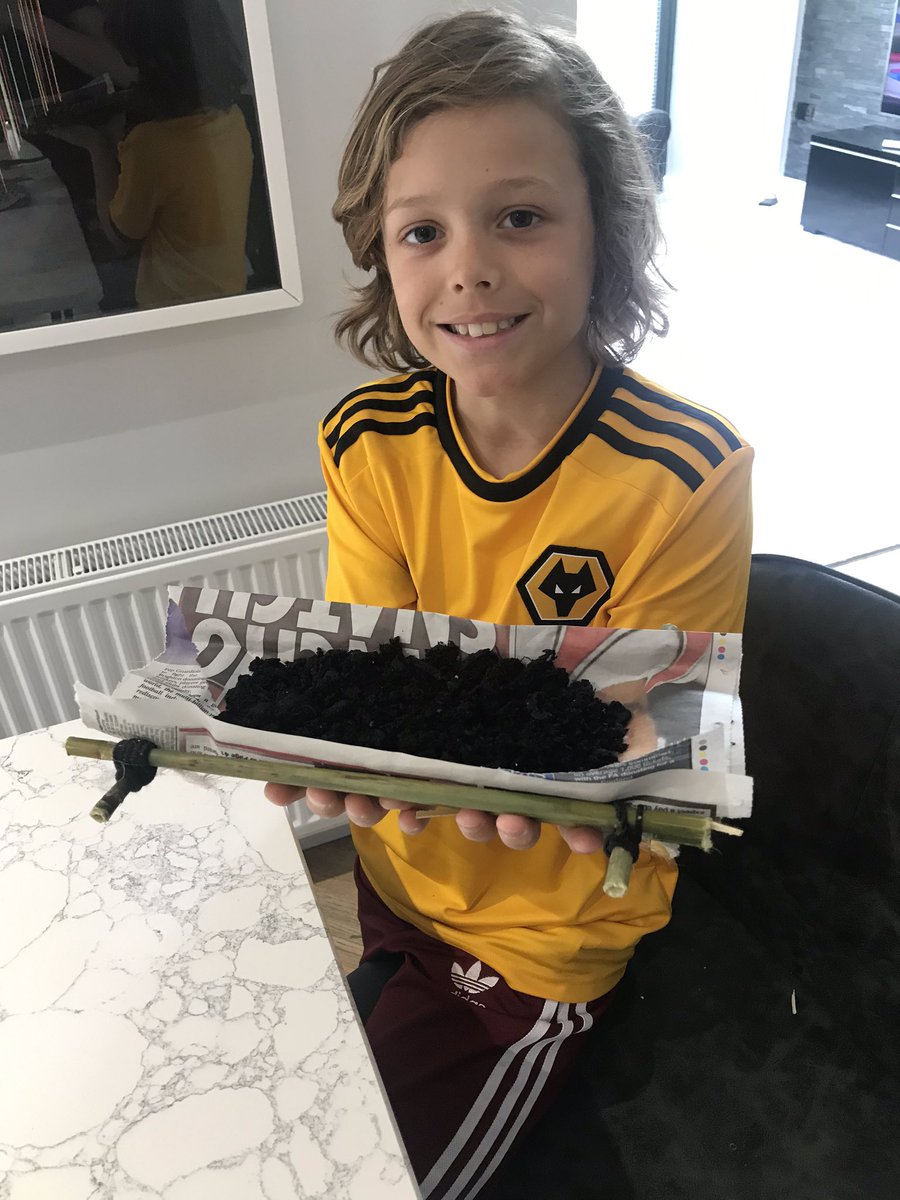lisabates2305's tweet photo. @Class1117 Jacks floating garden ! https://t.co/8QqLnhuFG5