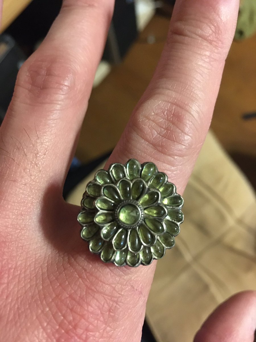 緑花の指輪