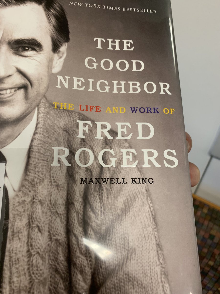 joyfulacts's tweet photo. What am I Reading? #fredrogers #TheGoodNeighbor @SingleyECHS @SingleyAcademy @IrvingISD #SingleySpiritWeek https://t.co/hsjPiPBYRr