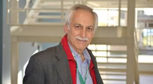 Juli_Strada's tweet image. Qué triste la muerte de Cacho Otheguy, físico del Balseiro y fundador de INVAP. Fui su alumna durante mi Doctorado: recuerdo su apasionado discurso en defensa de la ciencia argentina y una convicción profunda sobre nuestra potencialidad. 
Les dejo una foto para recordarlo ❤️