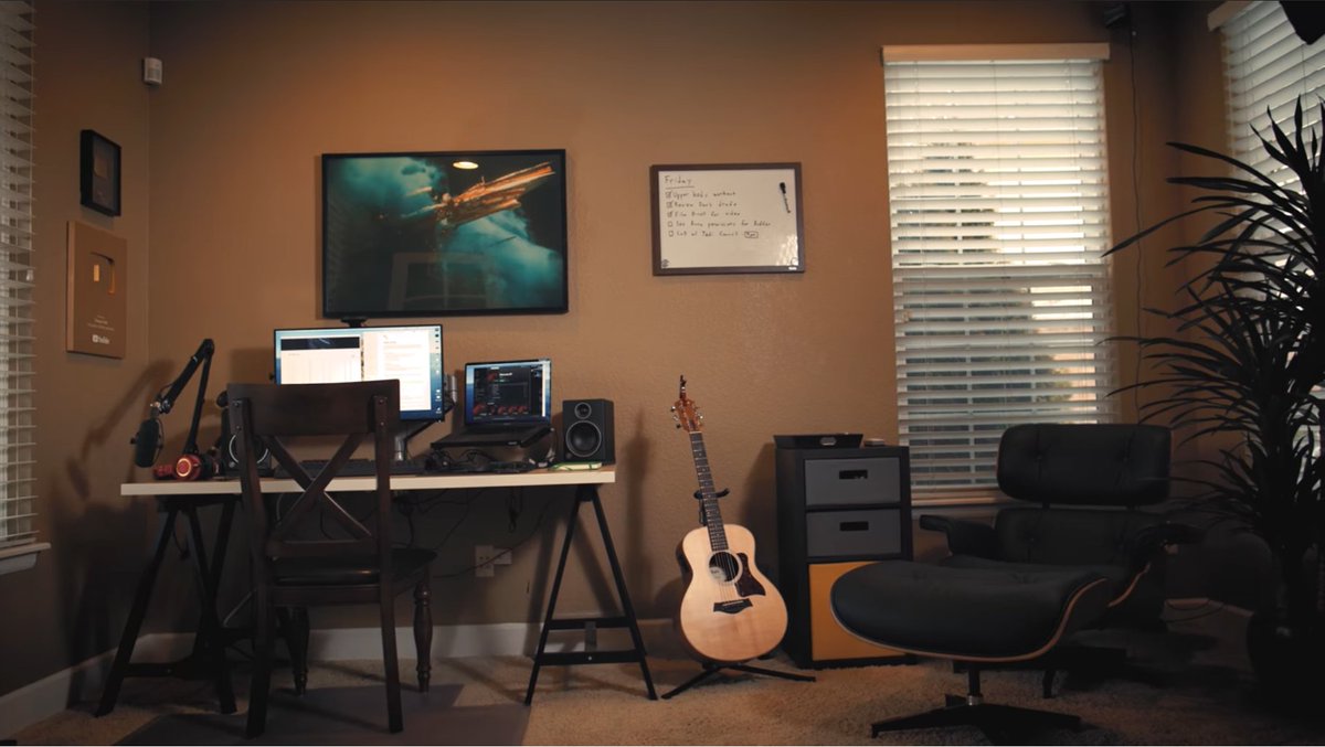 pcdesksetup's tweet photo. #pcdesksetup #homeoffce #workfromhome #youtuber

@Thomas Frank
Working from Home: How to Set Up Your Workspace 
👉Link: https://t.co/QPLfq1EMb6 https://t.co/RNlW6p1eMj