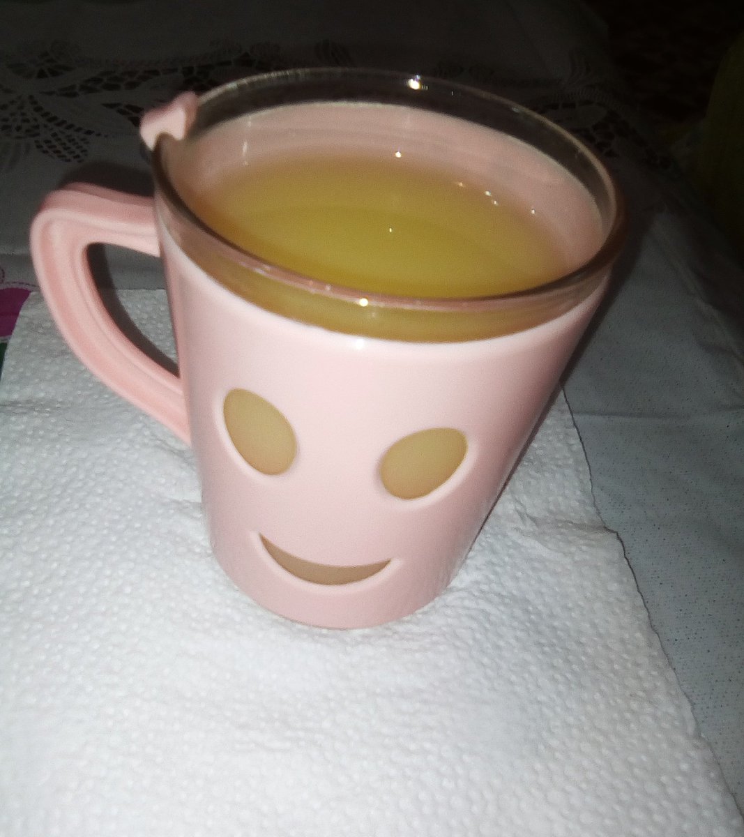 MichaLebailly's tweet photo. #drinking a #cup of #natural #juice #homemade #orange #banana #yummy #delicious #need it 2 raise our #immunesystem #vitaminc #girl #healthylifestyle #smile everything gonna be alright at the end #strong #believer in God #religiousgirl 🍌🍌🍊🍊🍊🍊🍹🍹🍹 https://t.co/lFNwlVyaUq
