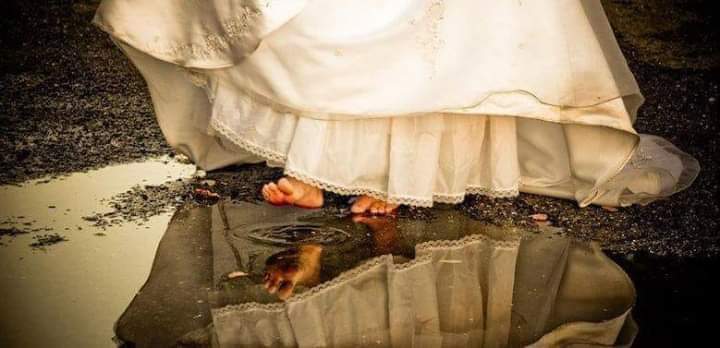 izha_malik's tweet photo. عشق کی راہ پہ چلنے والوں
رستہ سارا دلدل ....... ھو گا

#عزو
#ادھوری_چاہت https://t.co/9WFlSWlYfR