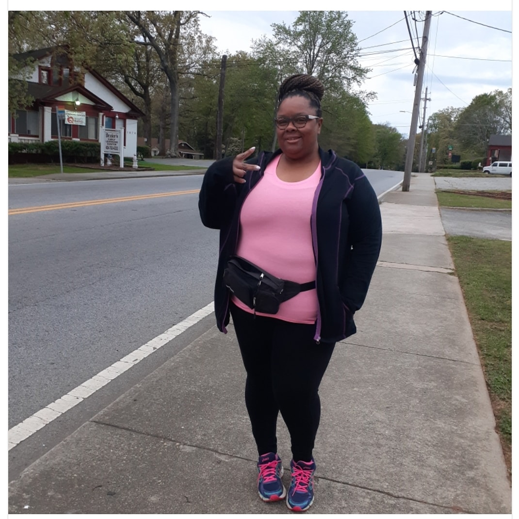 APS_CCES's tweet photo. House points:
Ms. Foster is getting her walk on! #CCESstrong #RISKTAKERS https://t.co/zADHAdkSk9