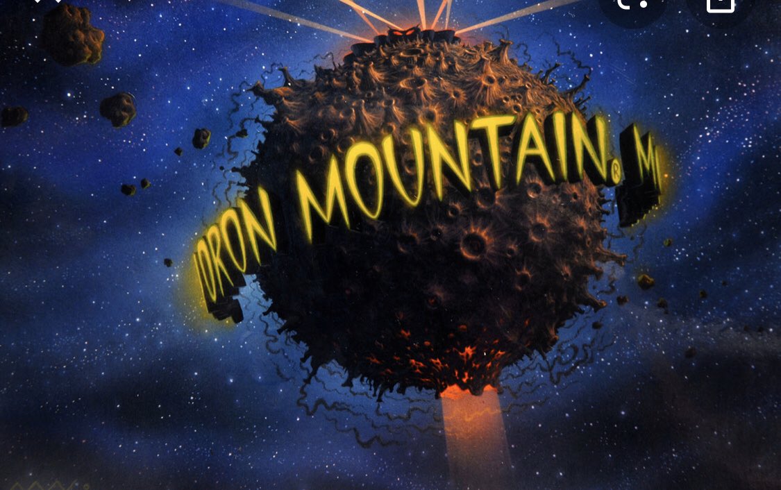 FrostySnowSnow's tweet photo. Does anyone else find it ironic that Space Jams predicted the shut down of NBA because of unknown virus and Moron Mountain looks like the #coronavirus @ClintRLamb https://t.co/WlyhgdsEnQ