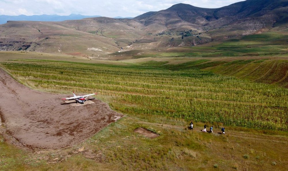 mafcanada's tweet photo. What a spot to land! On this day we were flying pastors in Lesotho!
#glimpseofourday #wherewework #Lesotho #flyingforlife #wherewefly #cominginforalanding #beautifulview https://t.co/cT825XdrCe
